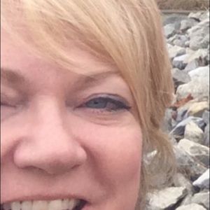 Meet your Posher, Anne